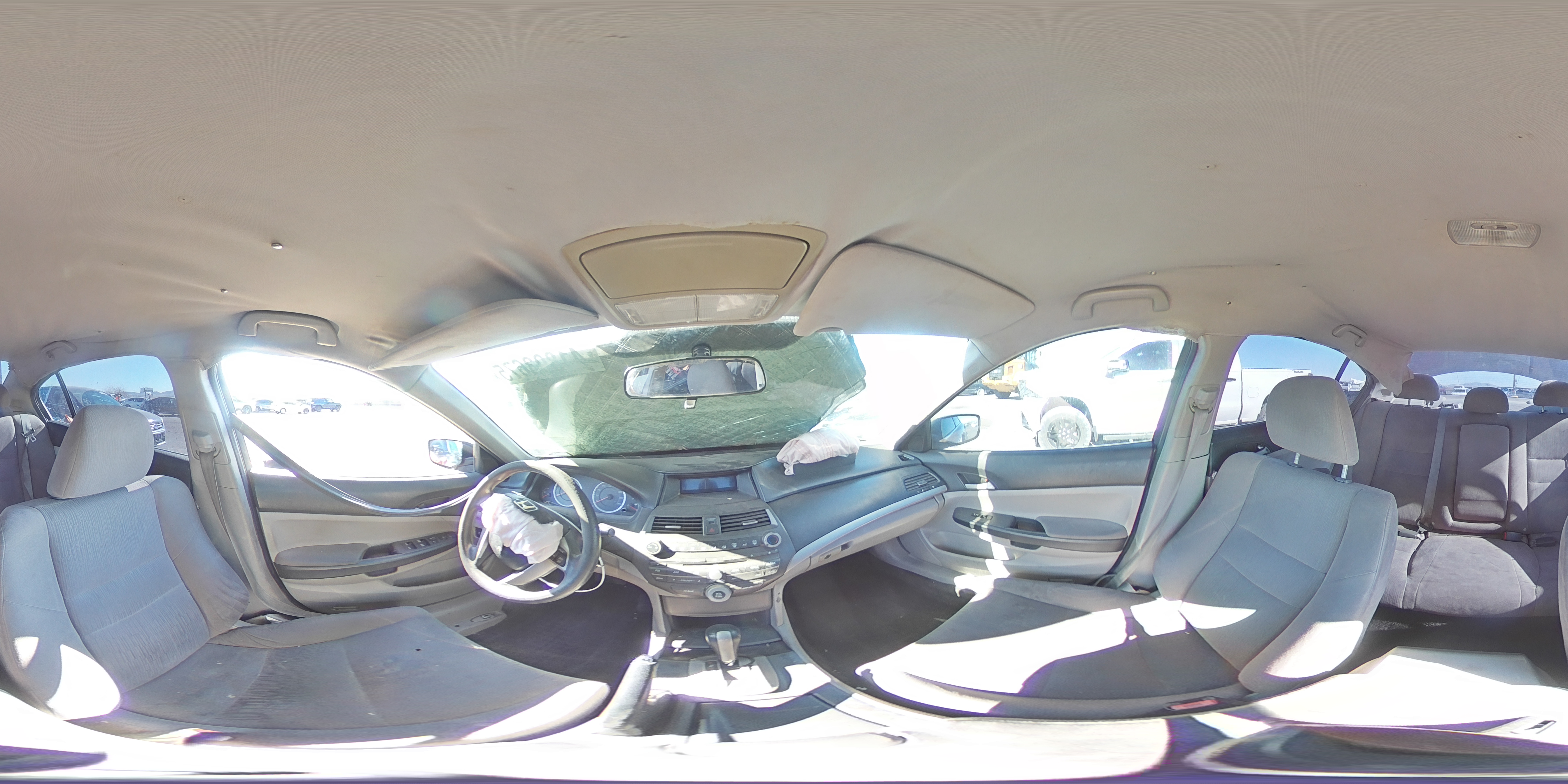 2011 Honda Accord - Image 13