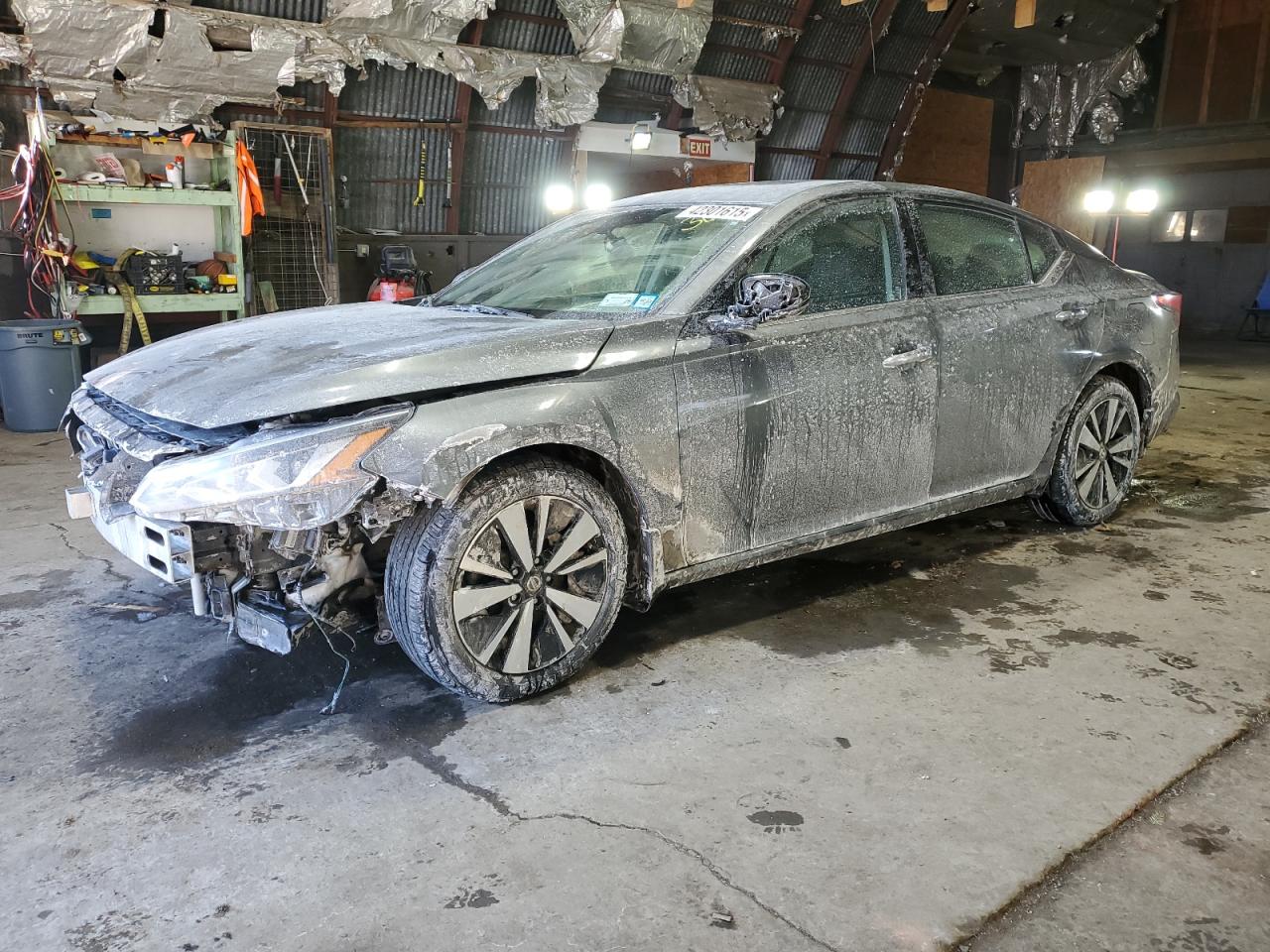 2019 Nissan Altima - Image 1
