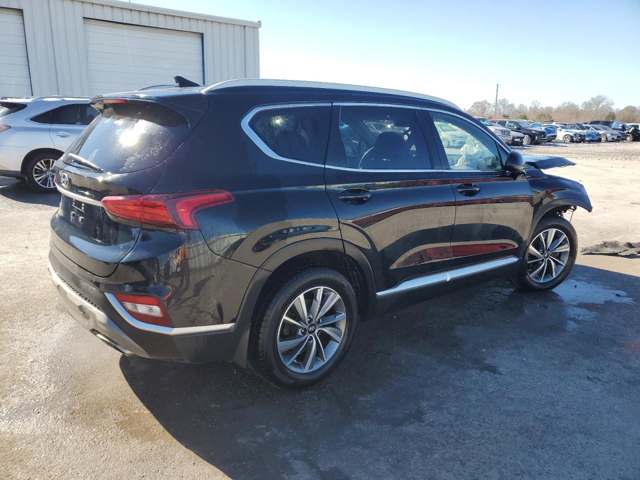 2020 Hyundai Santa Fe - Image 3