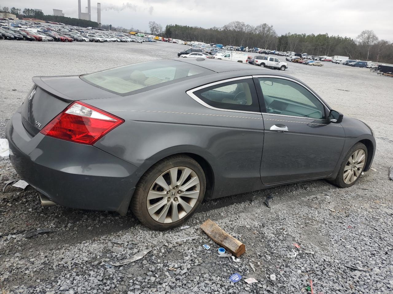 2009 Honda Accord - Image 3