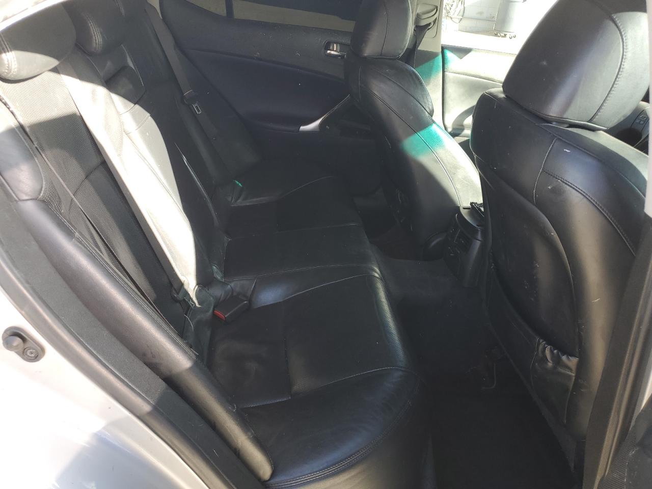 2008 Lexus IS - Image 10