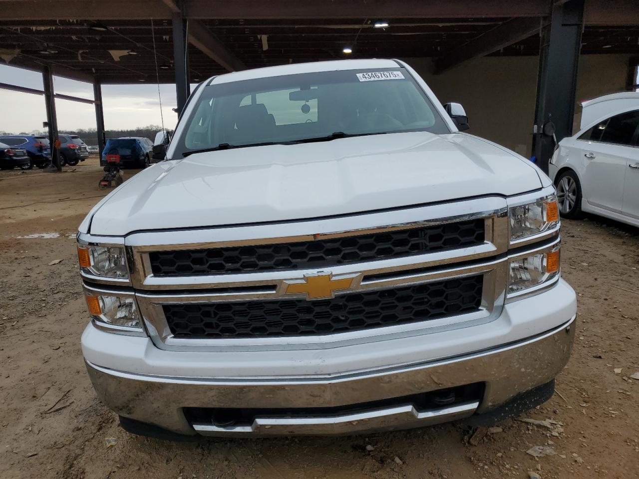 2014 Chevrolet Silverado - Image 5