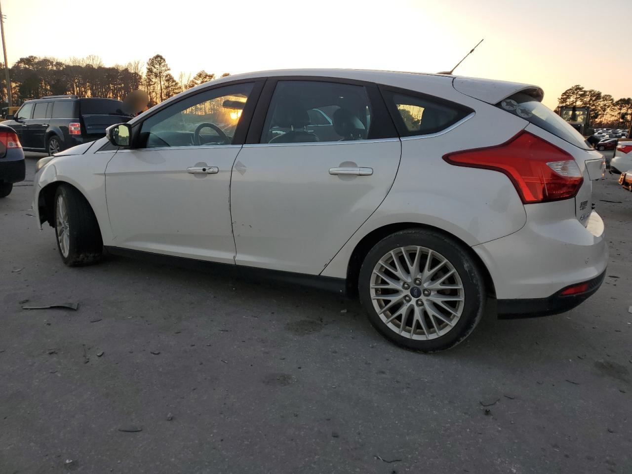2014 Ford Focus - Image 2