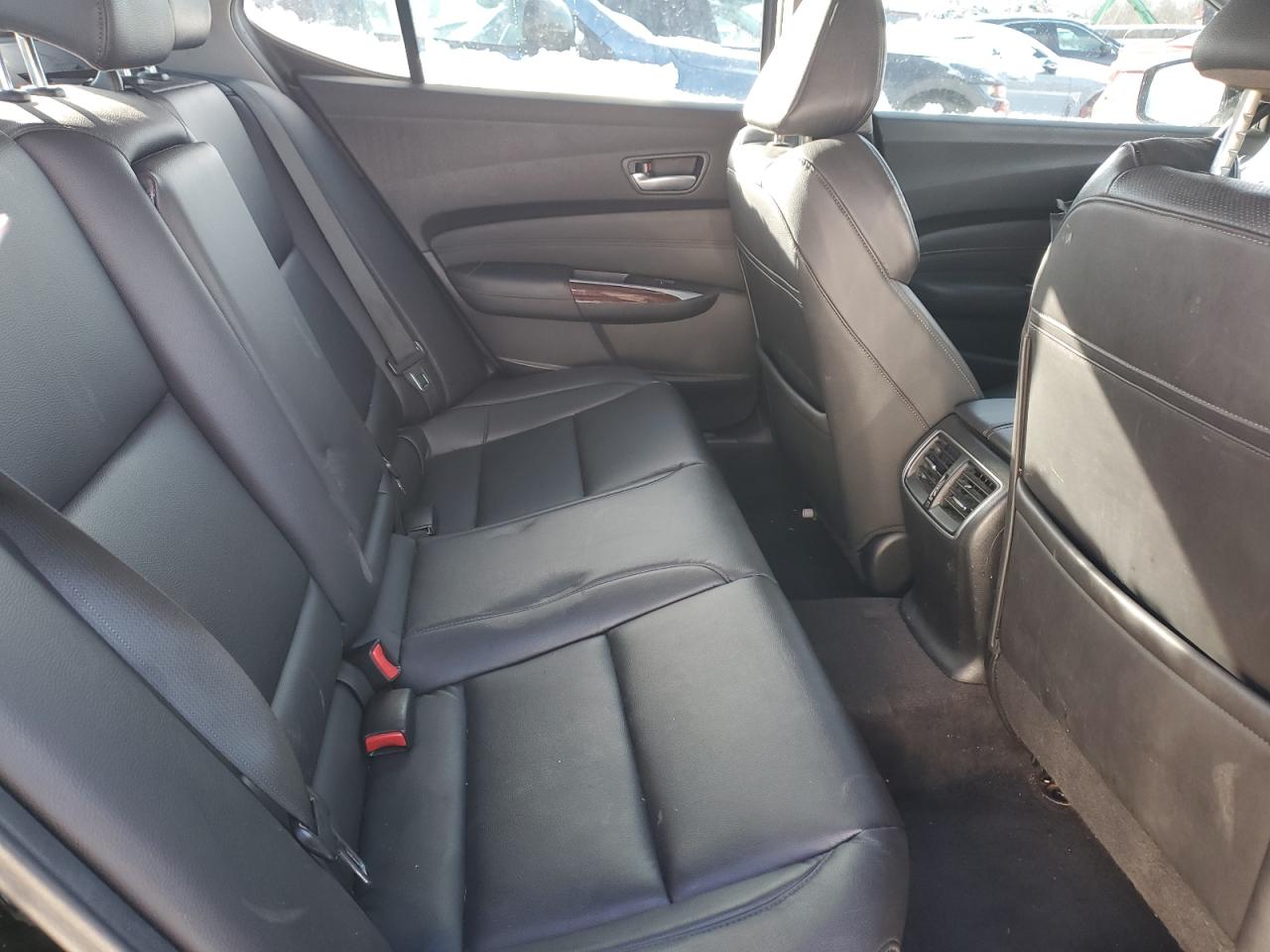 2015 Acura TLX - Image 10