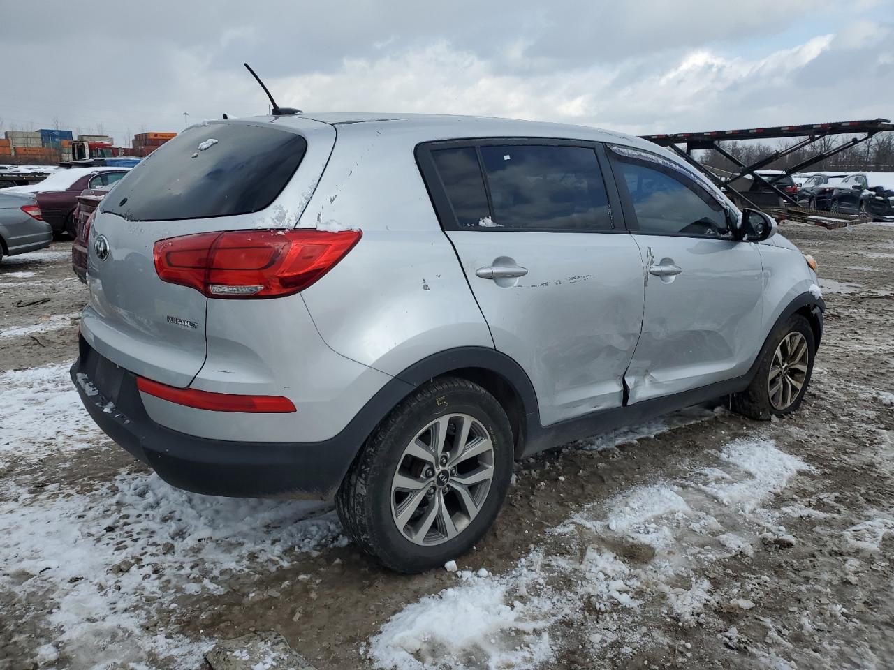 VIN KNDPB3ACXG7804973 2016 KIA SPORTAGE no.3