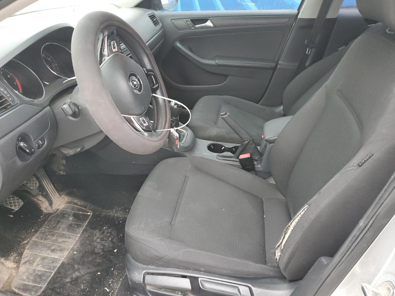 2015 Volkswagen Jetta - Image 7
