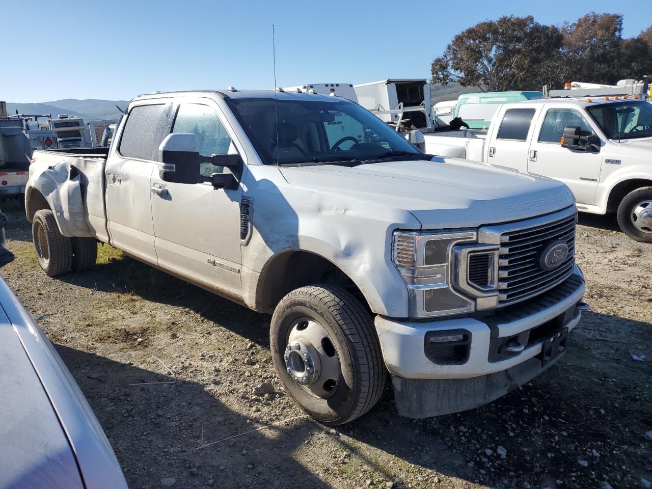 2020 Ford F350 - Image 4