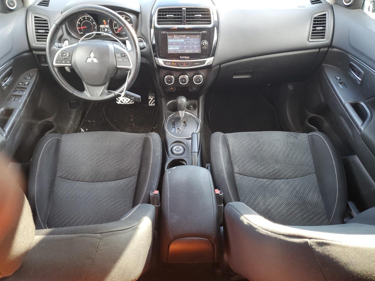 2015 Mitsubishi Outlander - Image 8