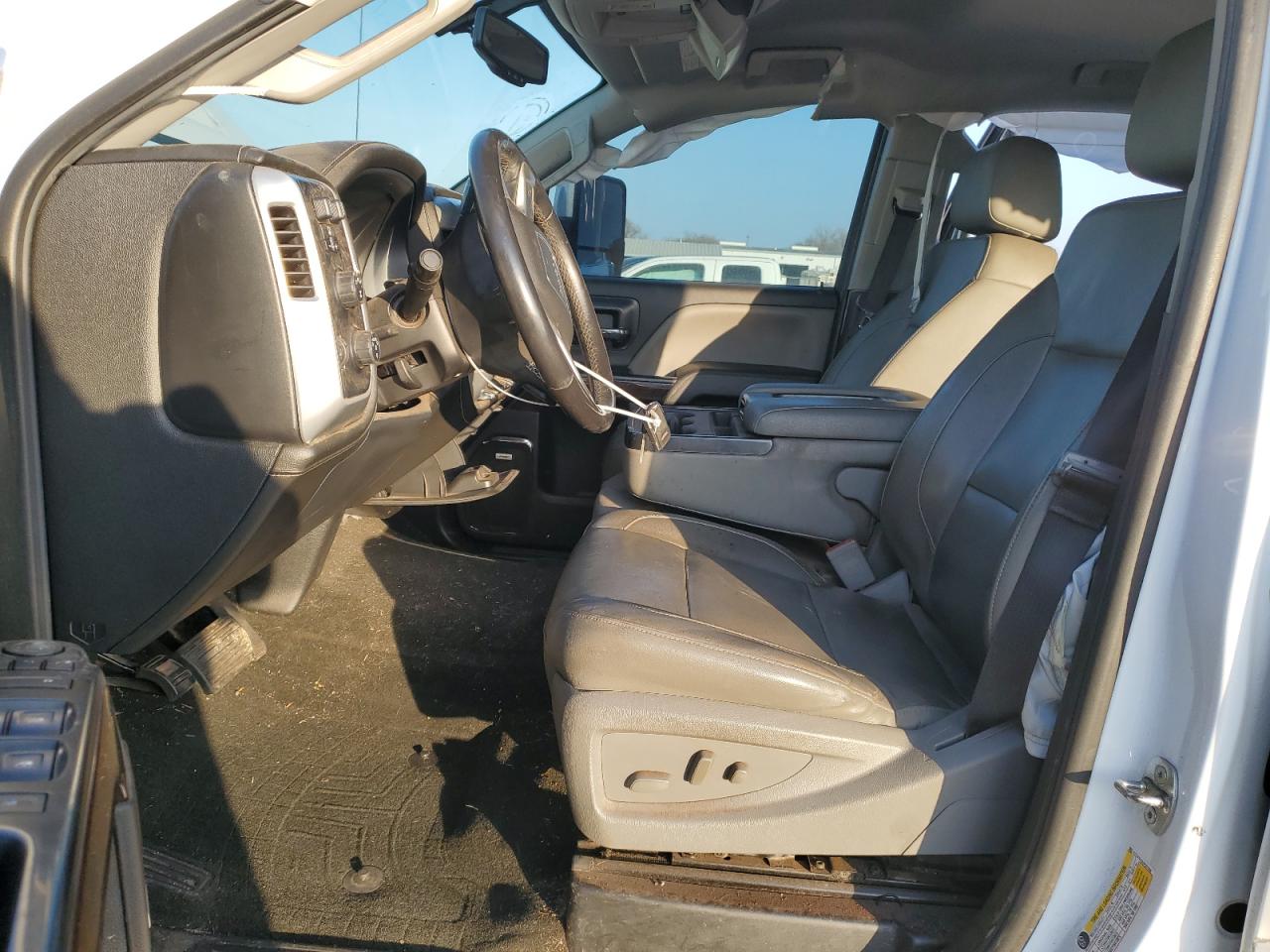 2018 GMC Sierra - Image 7