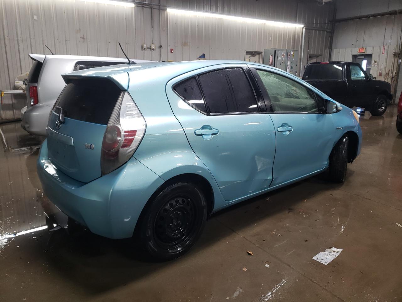 2014 Toyota Prius - Image 3