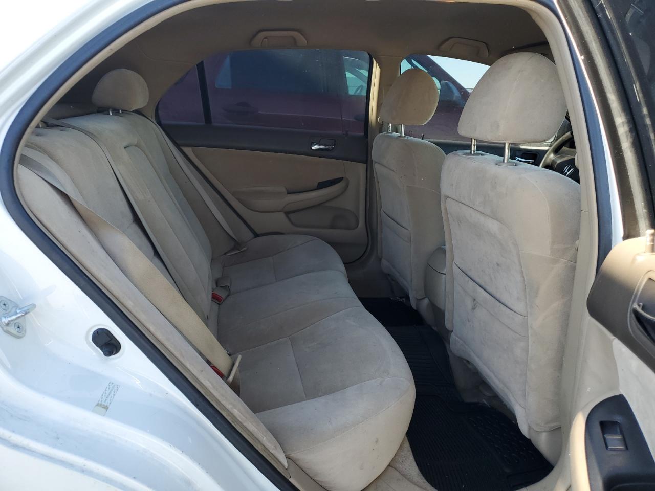 2006 Honda Accord - Image 10