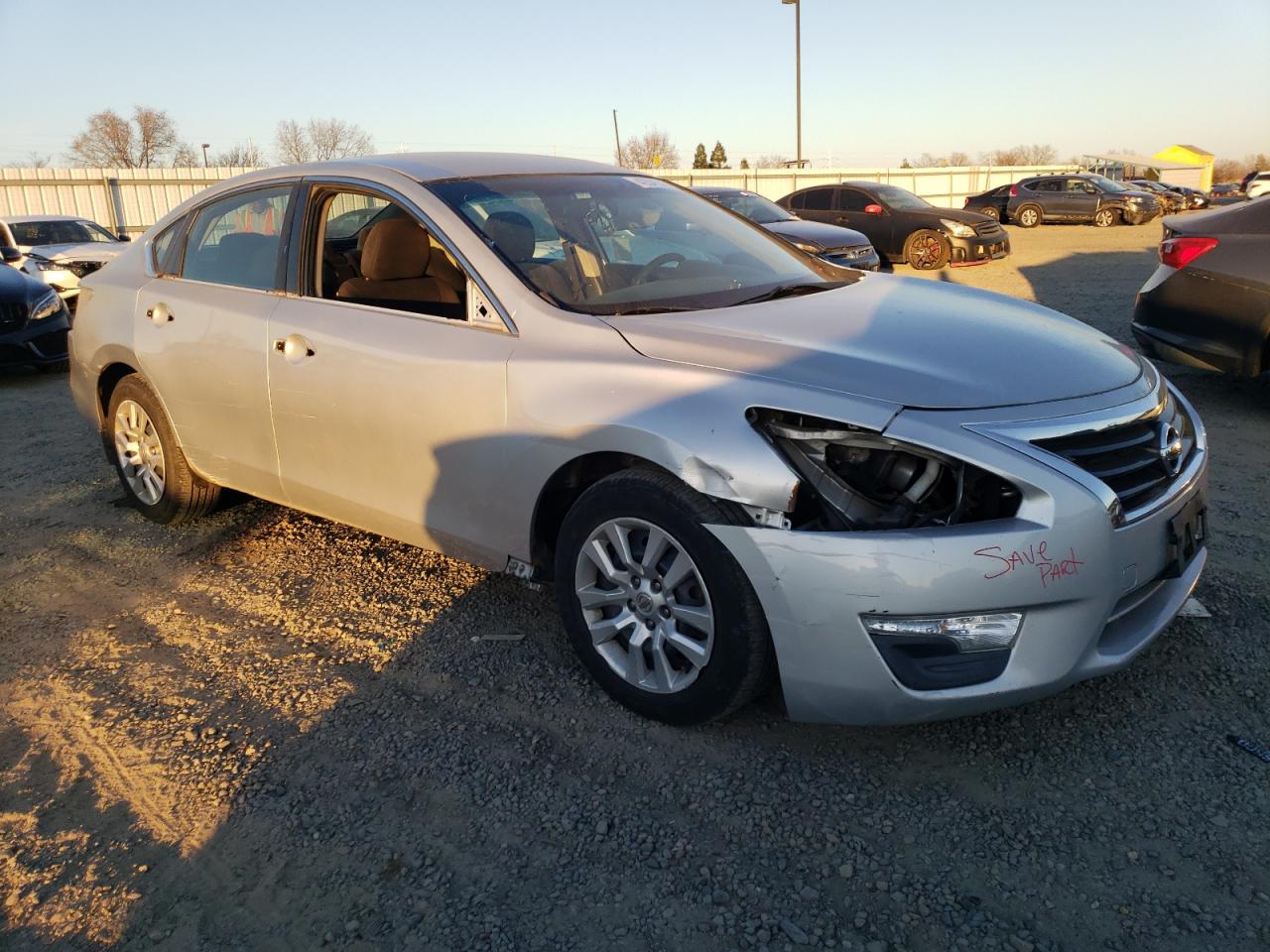 2015 Nissan Altima - Image 4