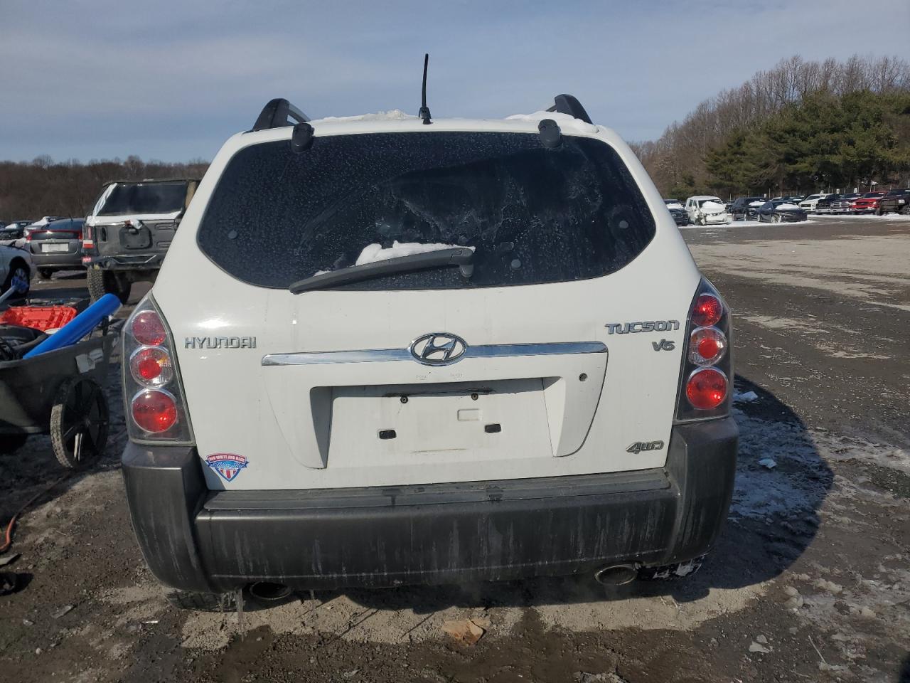 2005 Hyundai Tucson - Image 6