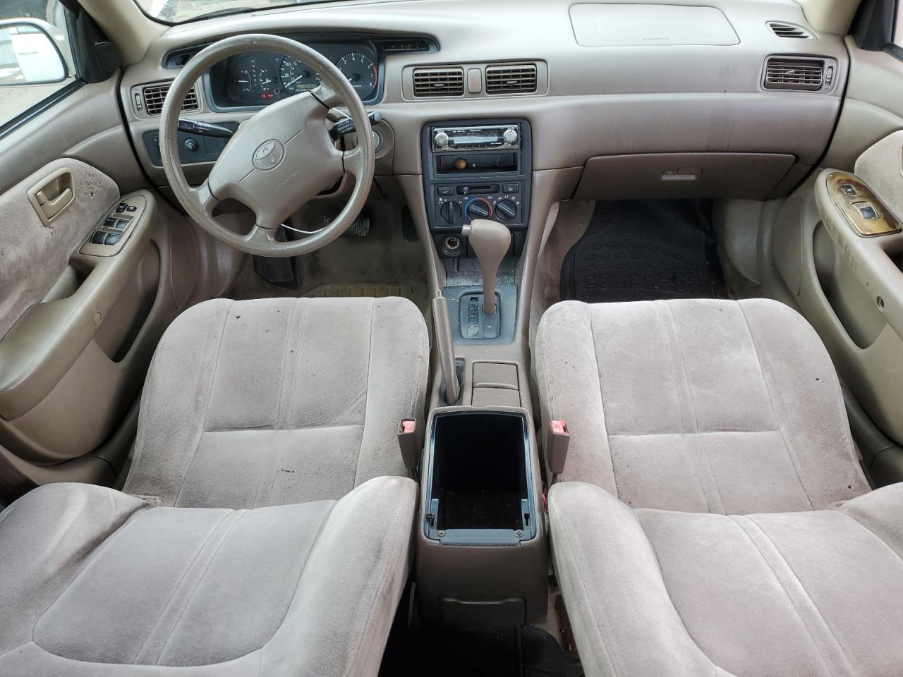 1998 Toyota Camry - Image 8