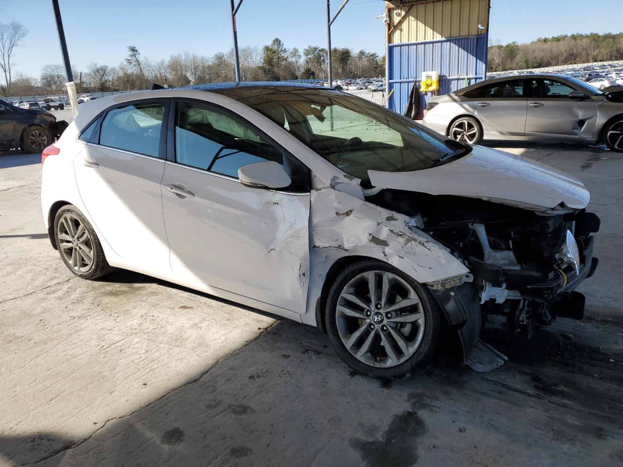 2016 Hyundai Elantra - Image 4