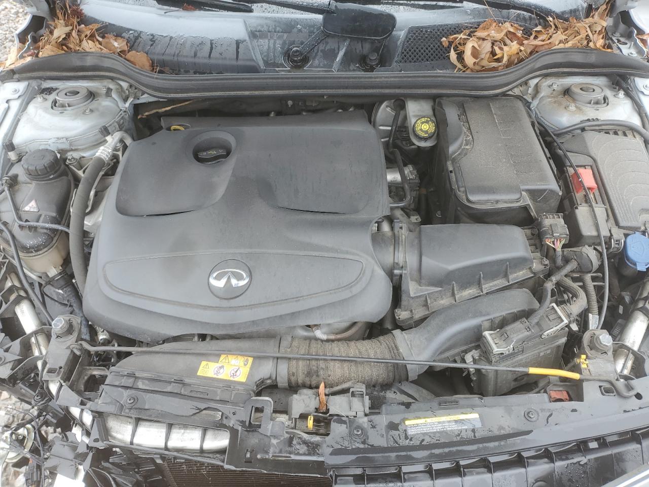 2017 Infiniti QX30 - Image 11