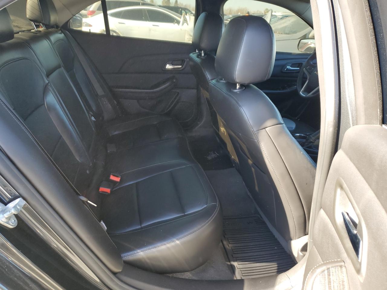 2014 Chevrolet Malibu - Image 10