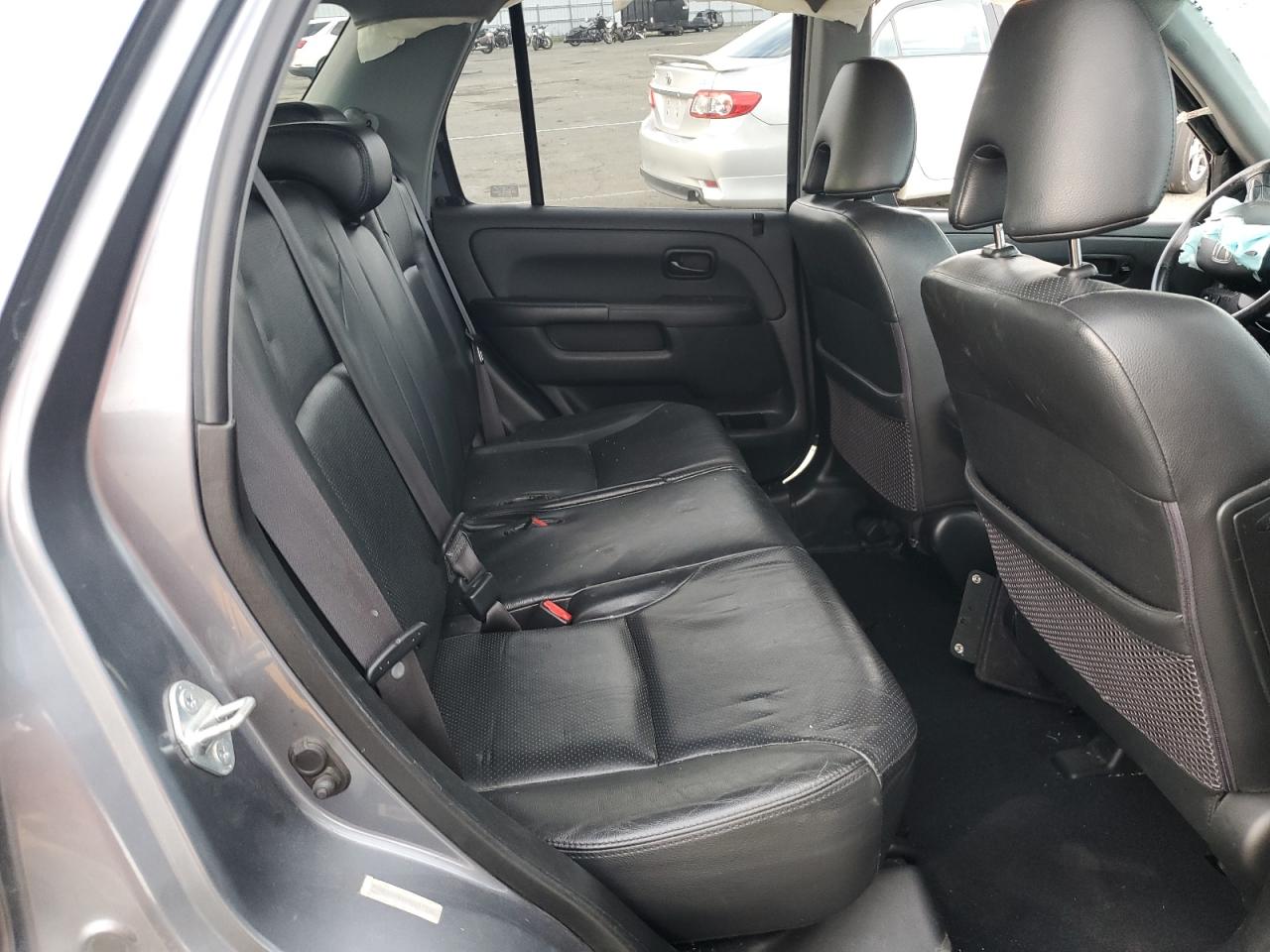 2006 Honda CR-V - Image 11
