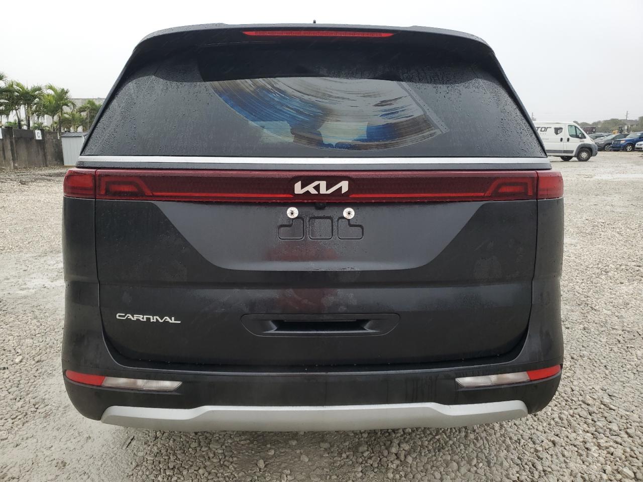 2024 Kia Carnival - Image 6