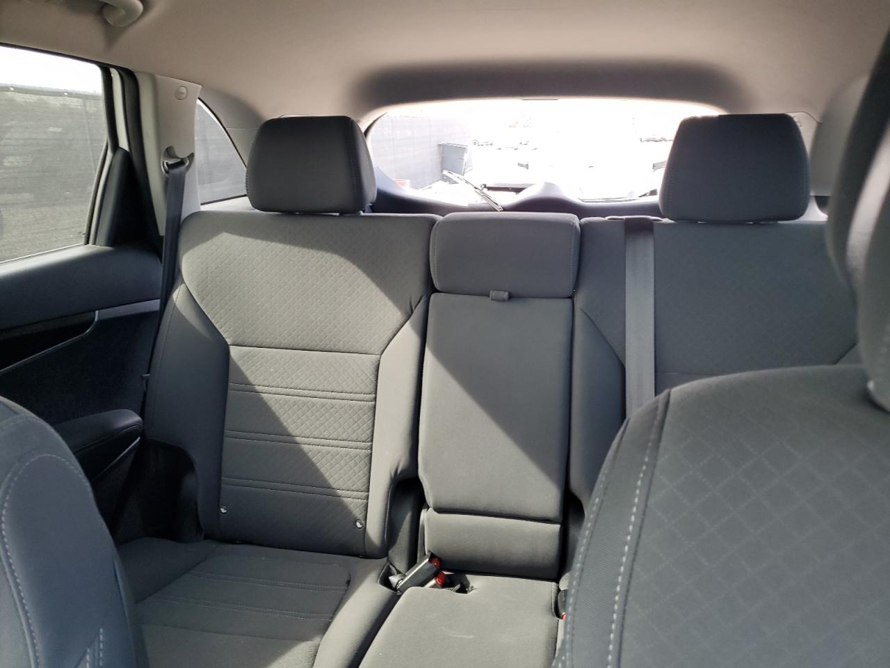 2016 Kia Sorento - Image 10