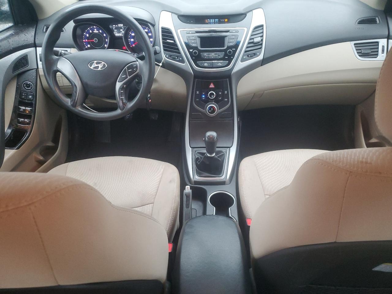 2014 Hyundai Elantra - Image 8