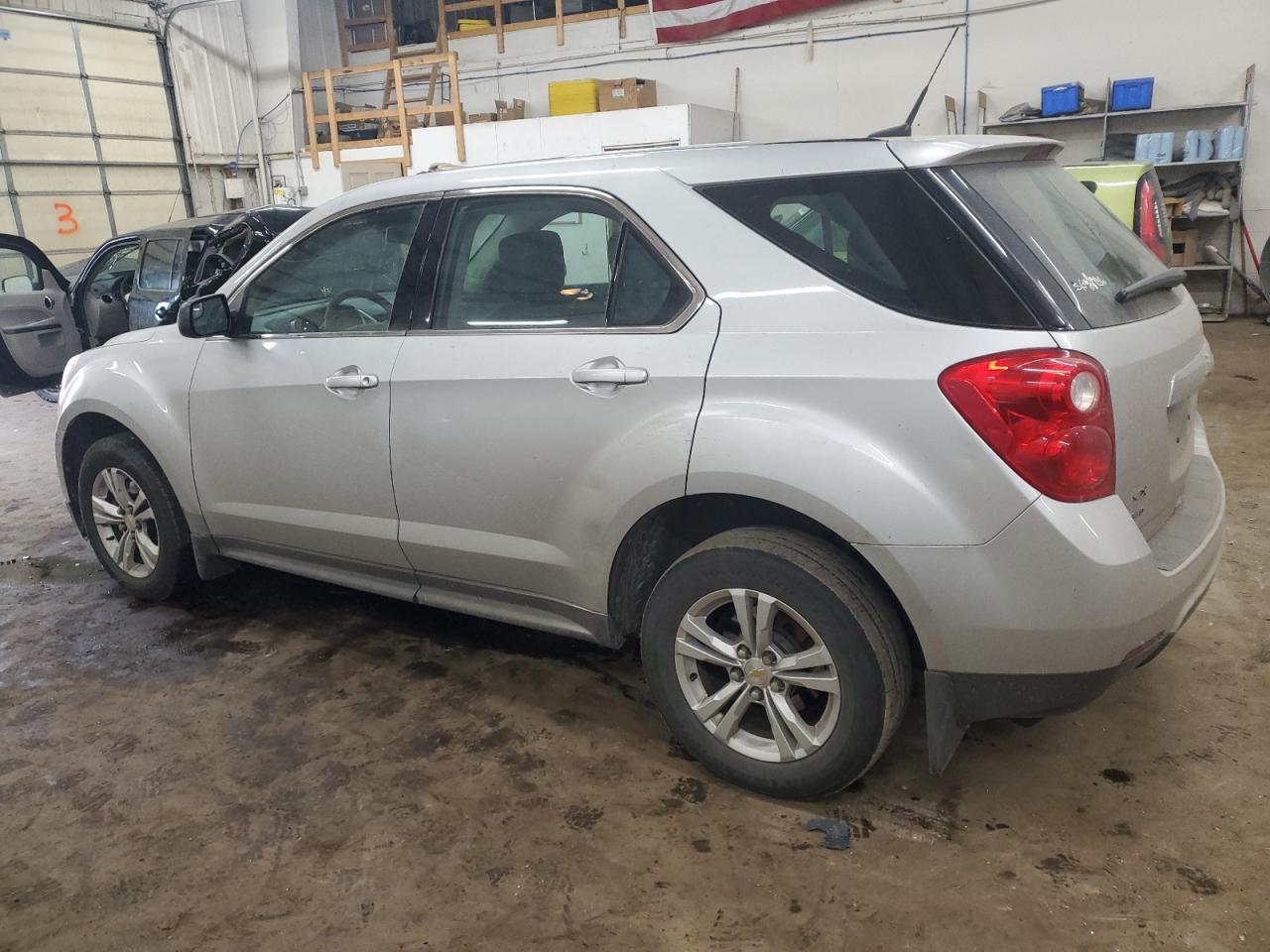 2012 Chevrolet Equinox - Image 2
