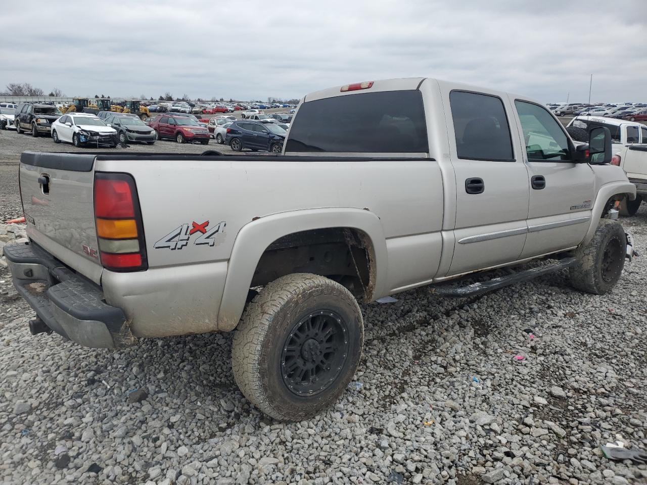 2005 GMC Sierra - Image 3