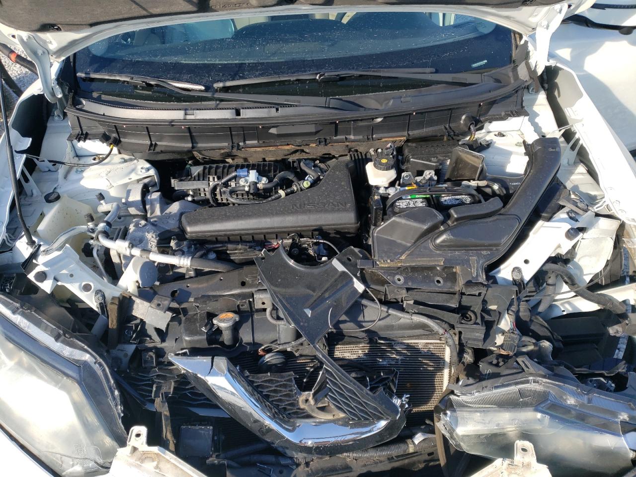2016 Nissan Rogue - Image 12
