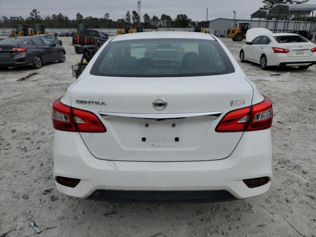2017 Nissan Sentra - Image 6