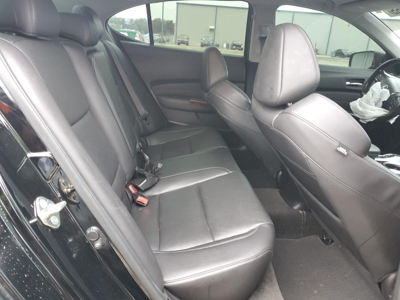 2017 Acura TLX - Image 11