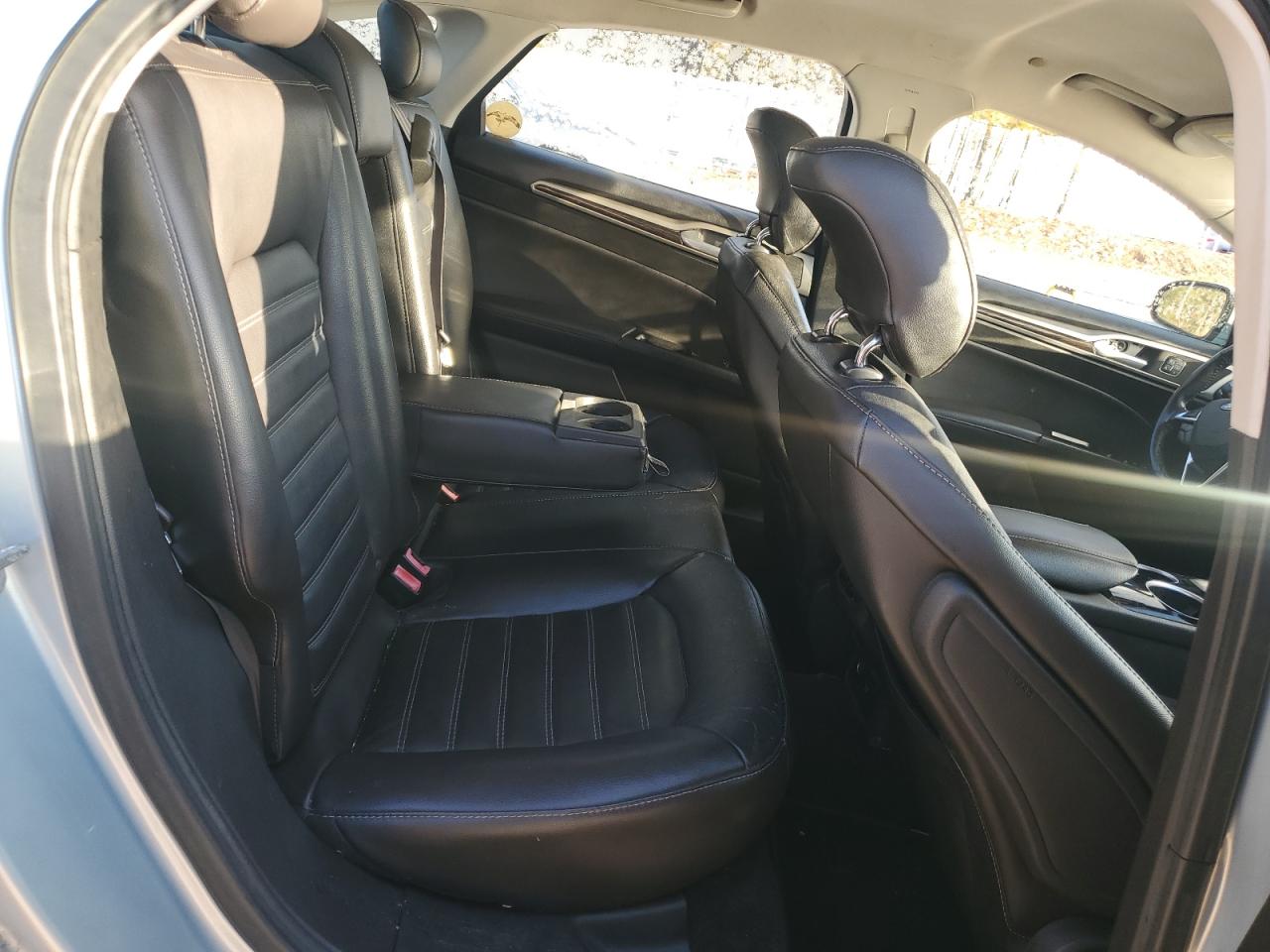 2013 Ford Fusion - Image 11
