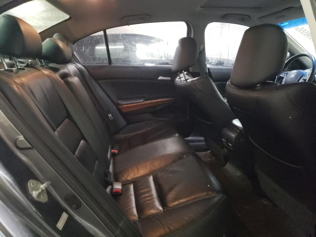 2011 Honda Accord - Image 10
