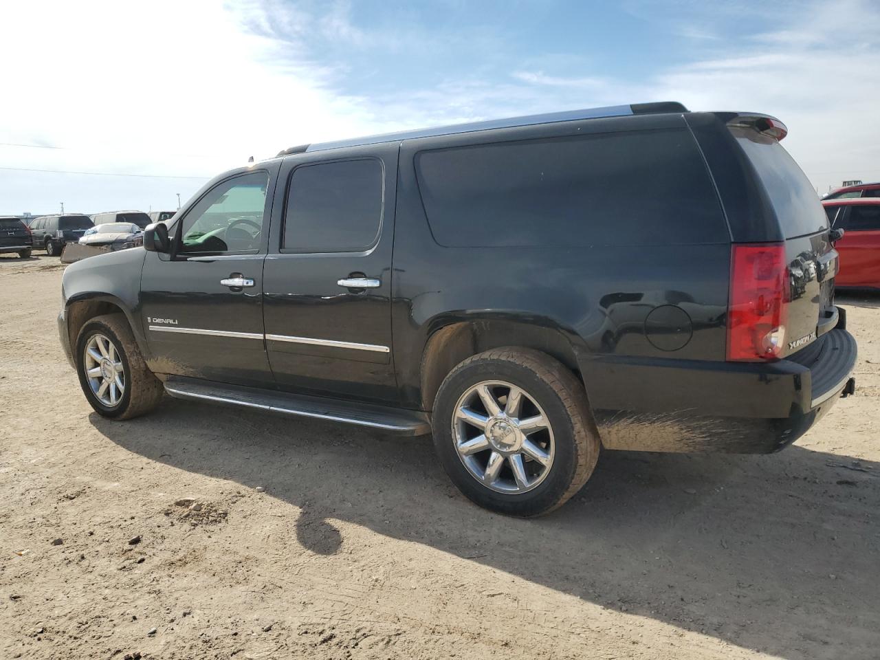 2009 GMC Yukon - Image 2