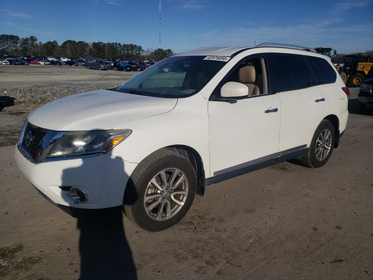 2013 Nissan Pathfinder - Image 1