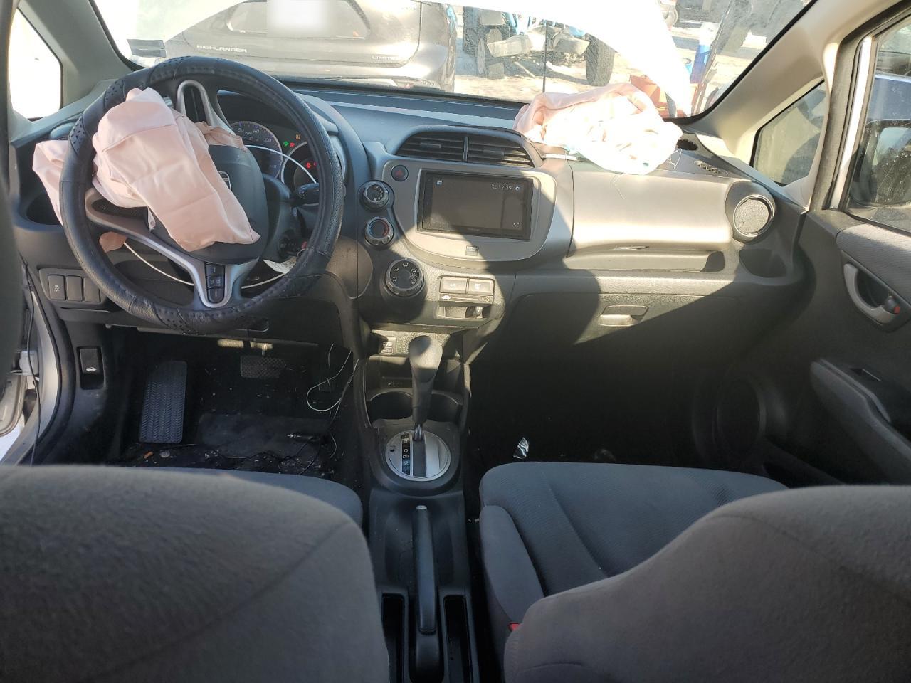 2013 Honda Fit - Image 8