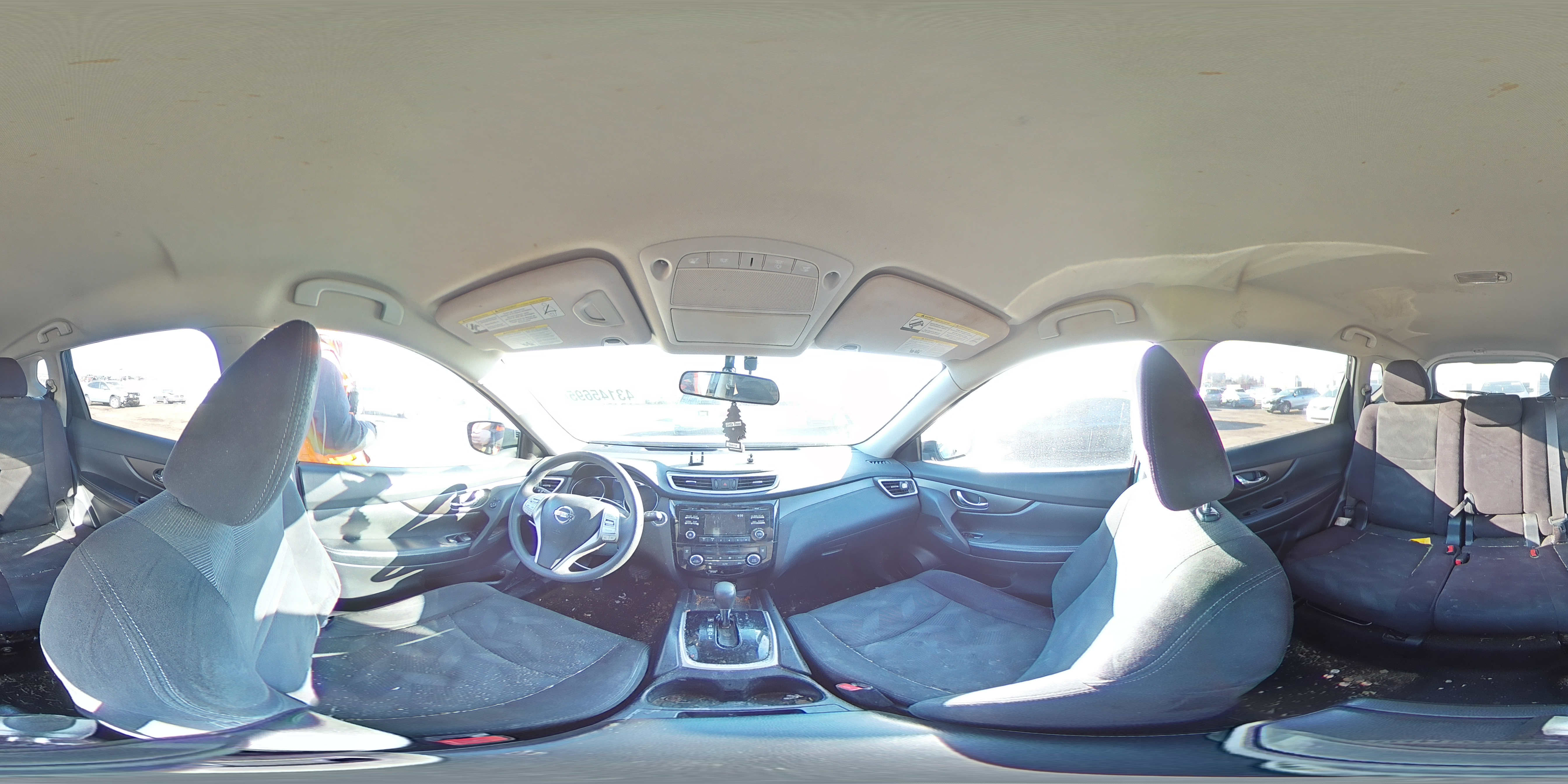 2014 Nissan Rogue - Image 12