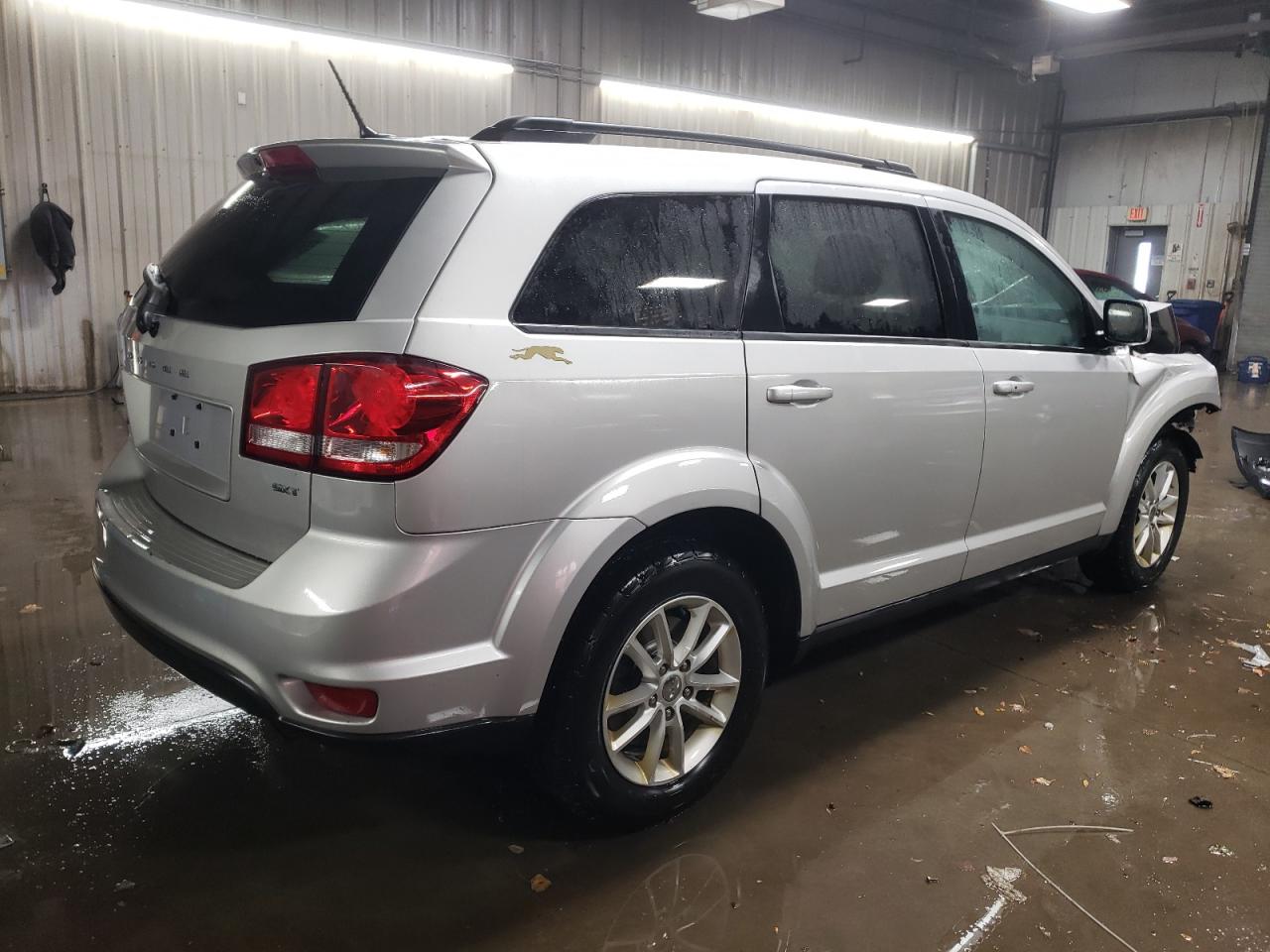 2013 Dodge Journey - Image 3