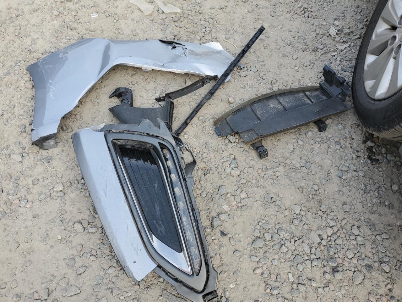 2016 Hyundai Sonata Hybrid VIN: KMHE24L18GA042167 Lot: 88142185