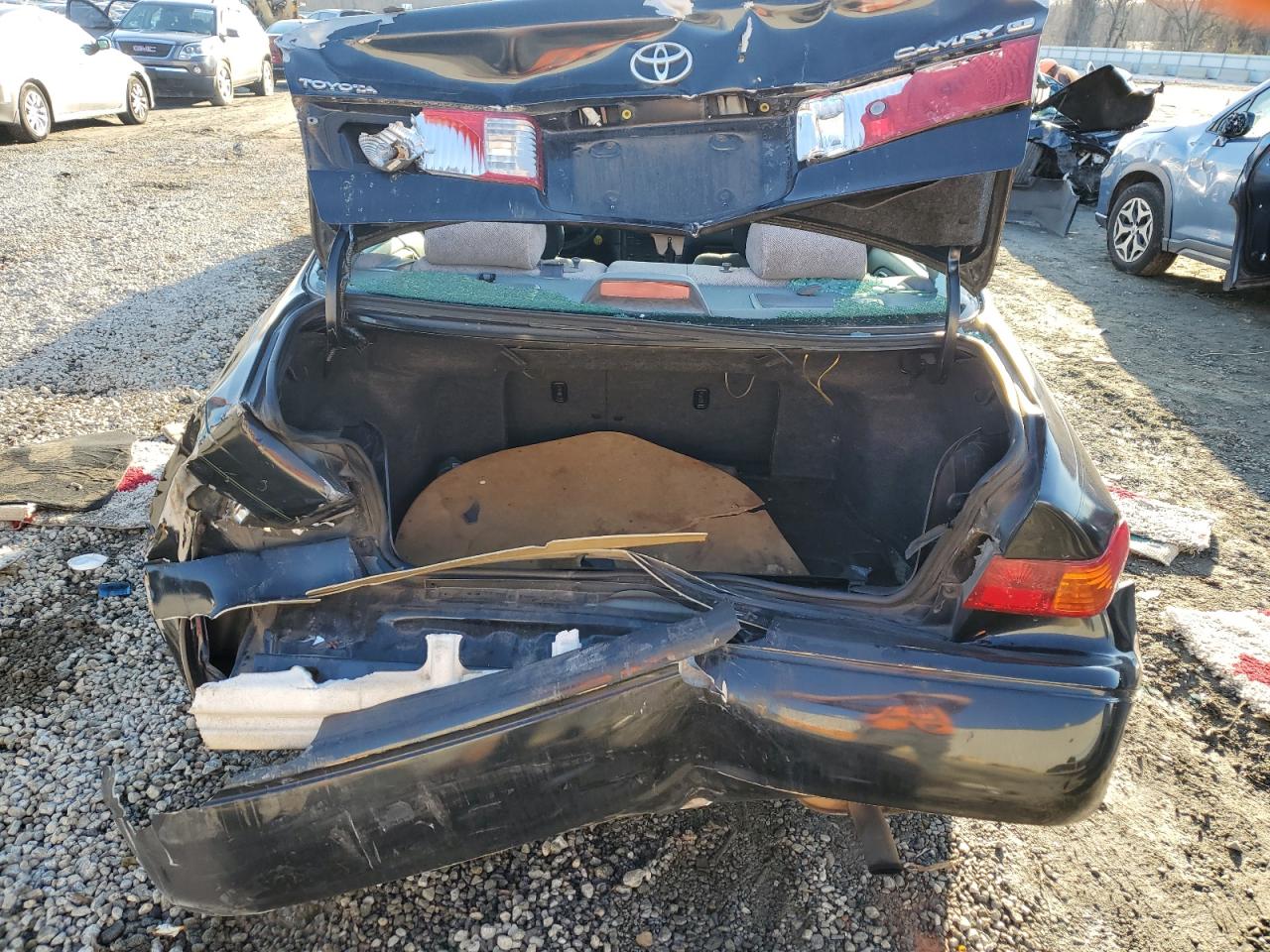 2000 Toyota Camry - Image 6