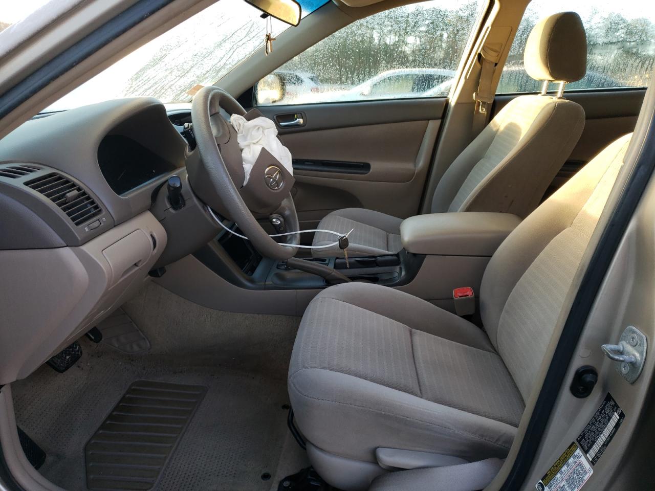 2005 Toyota Camry - Image 7