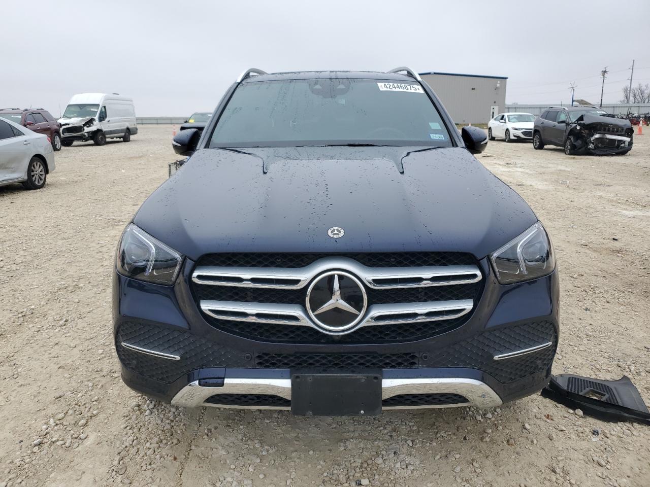 2022 Mercedes-Benz GLE - Image 5
