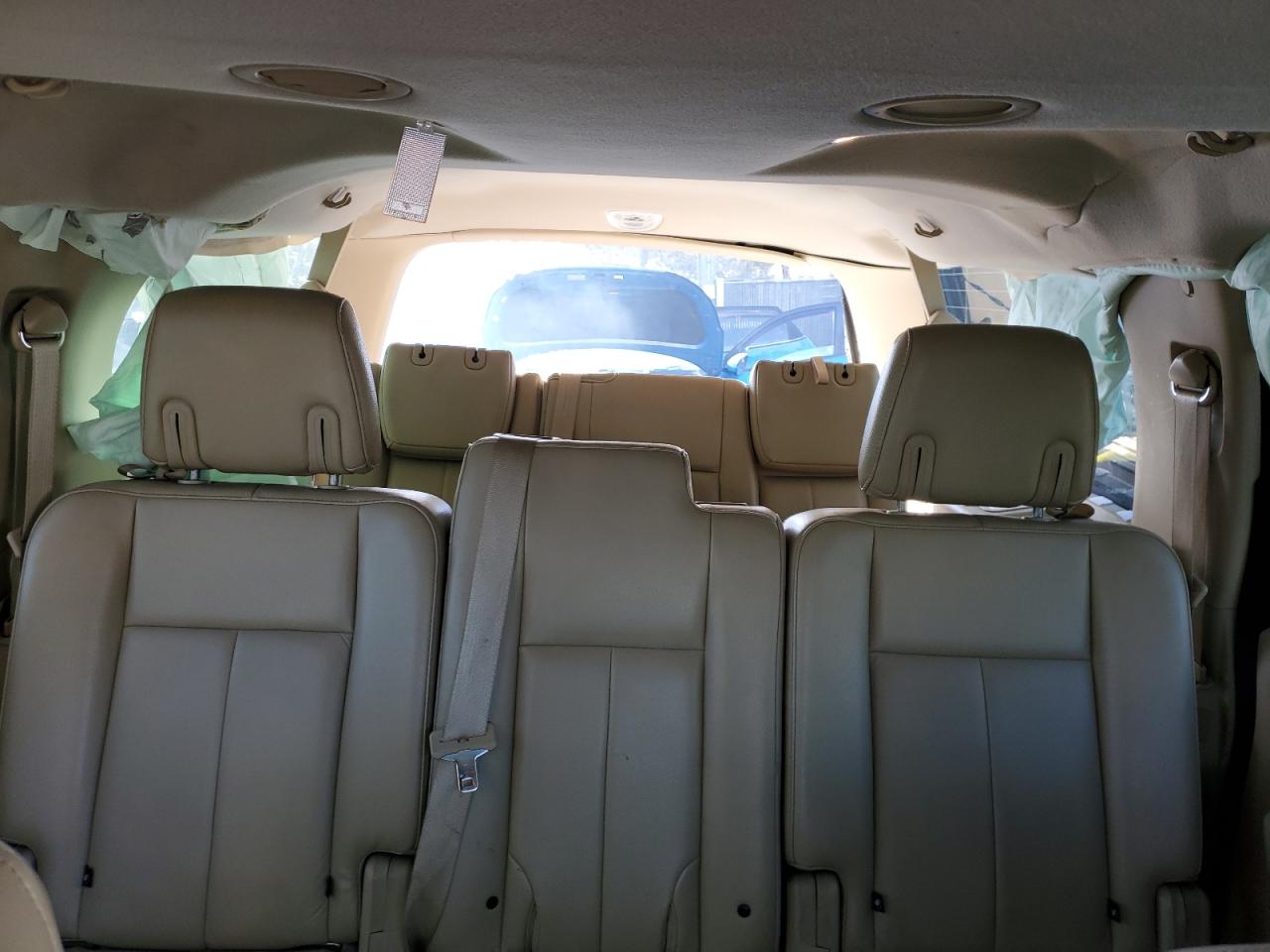 2010 Ford Expedition - Image 10