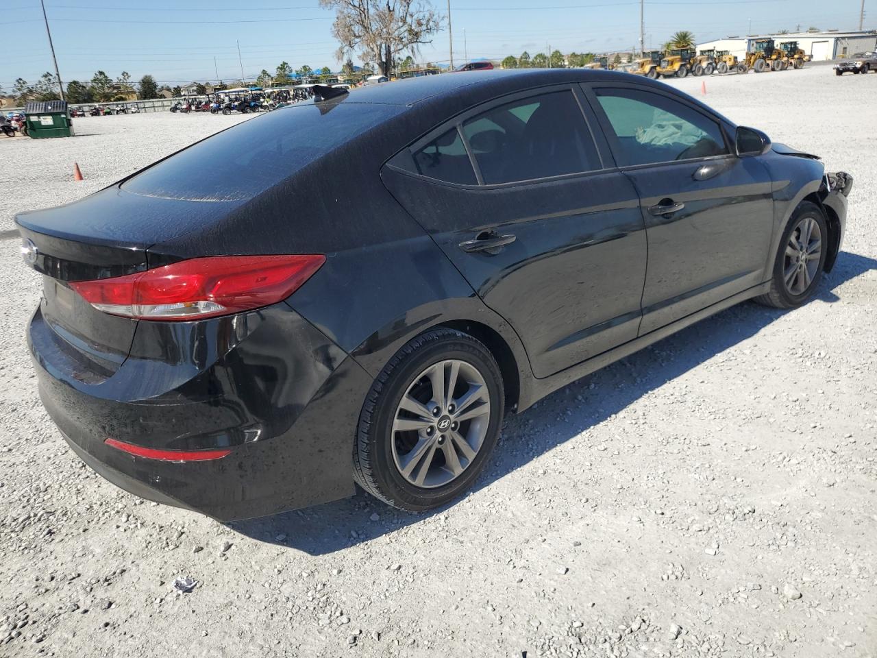 2017 Hyundai Elantra - Image 3