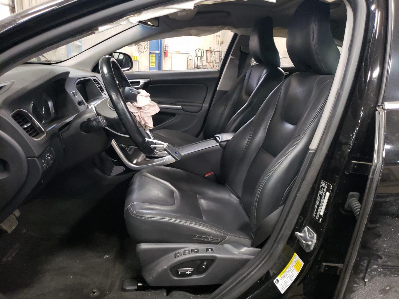 2015 Volvo S60 T5 VIN: YV1612P8XF2300068 Lot: 42502785