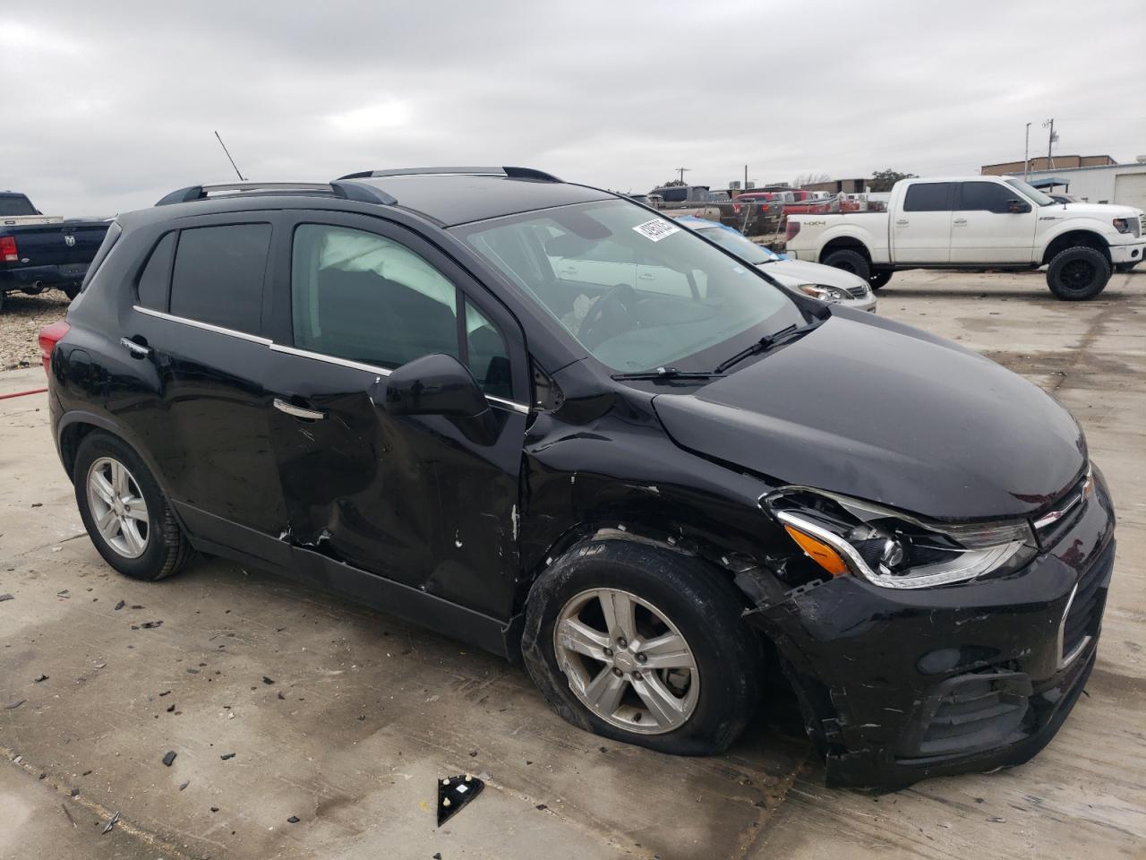 2017 Chevrolet Trax - Image 4