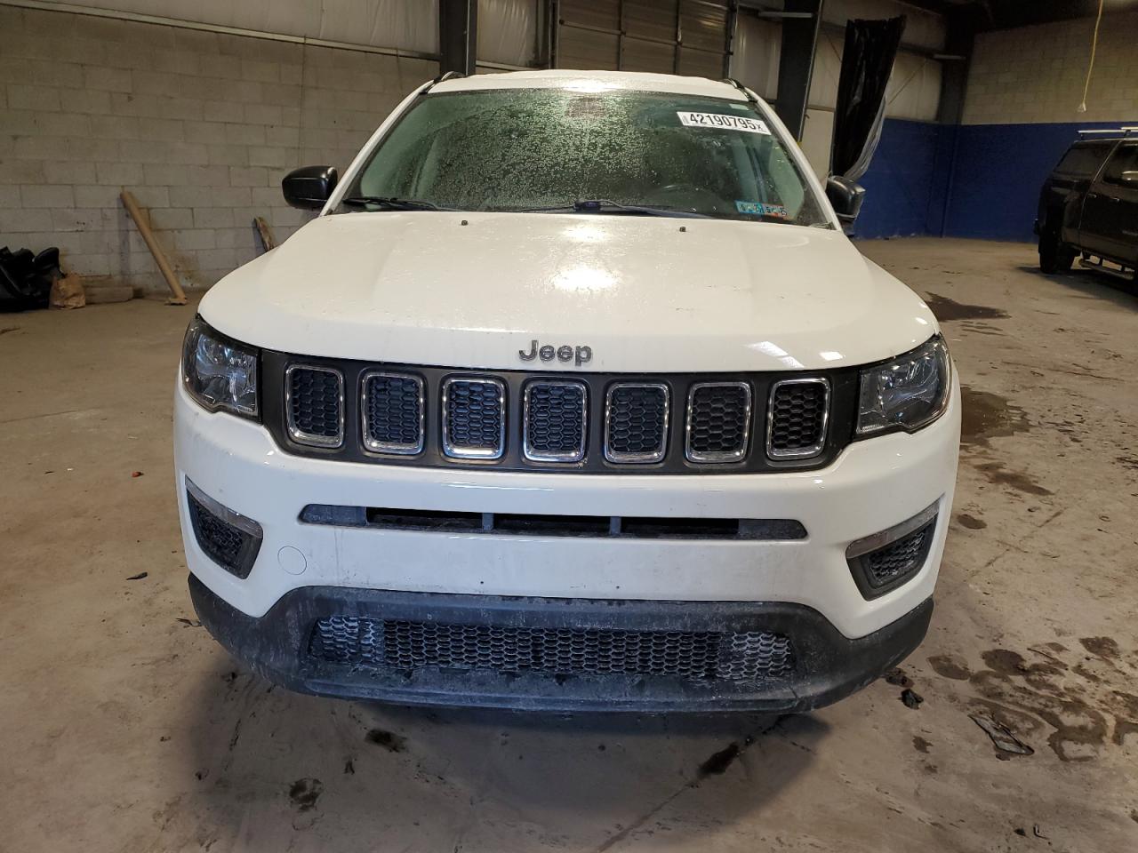 2018 Jeep Compass - Image 5
