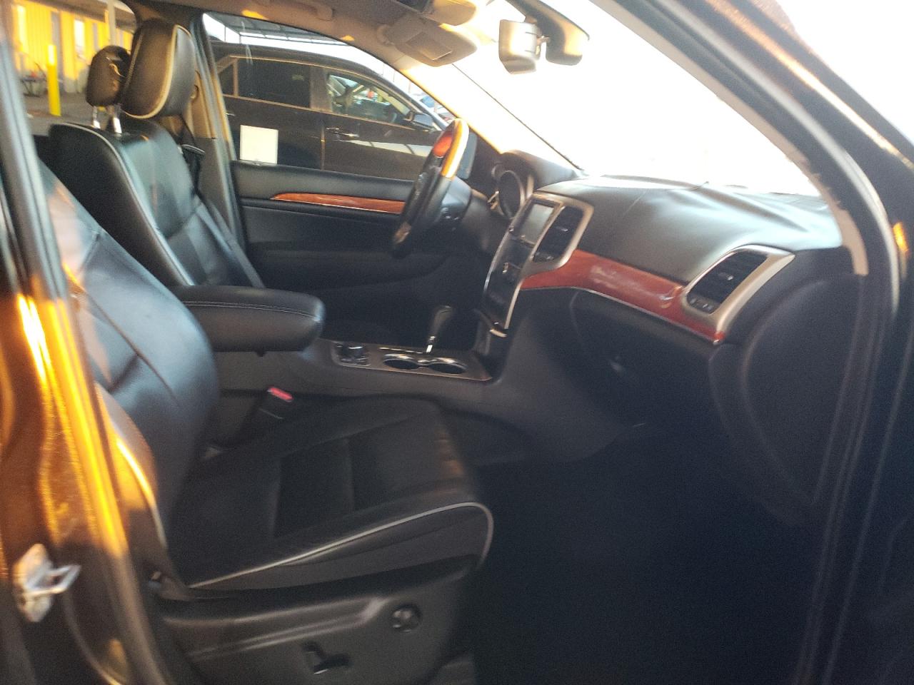 2013 Jeep Grand Cherokee - Image 7