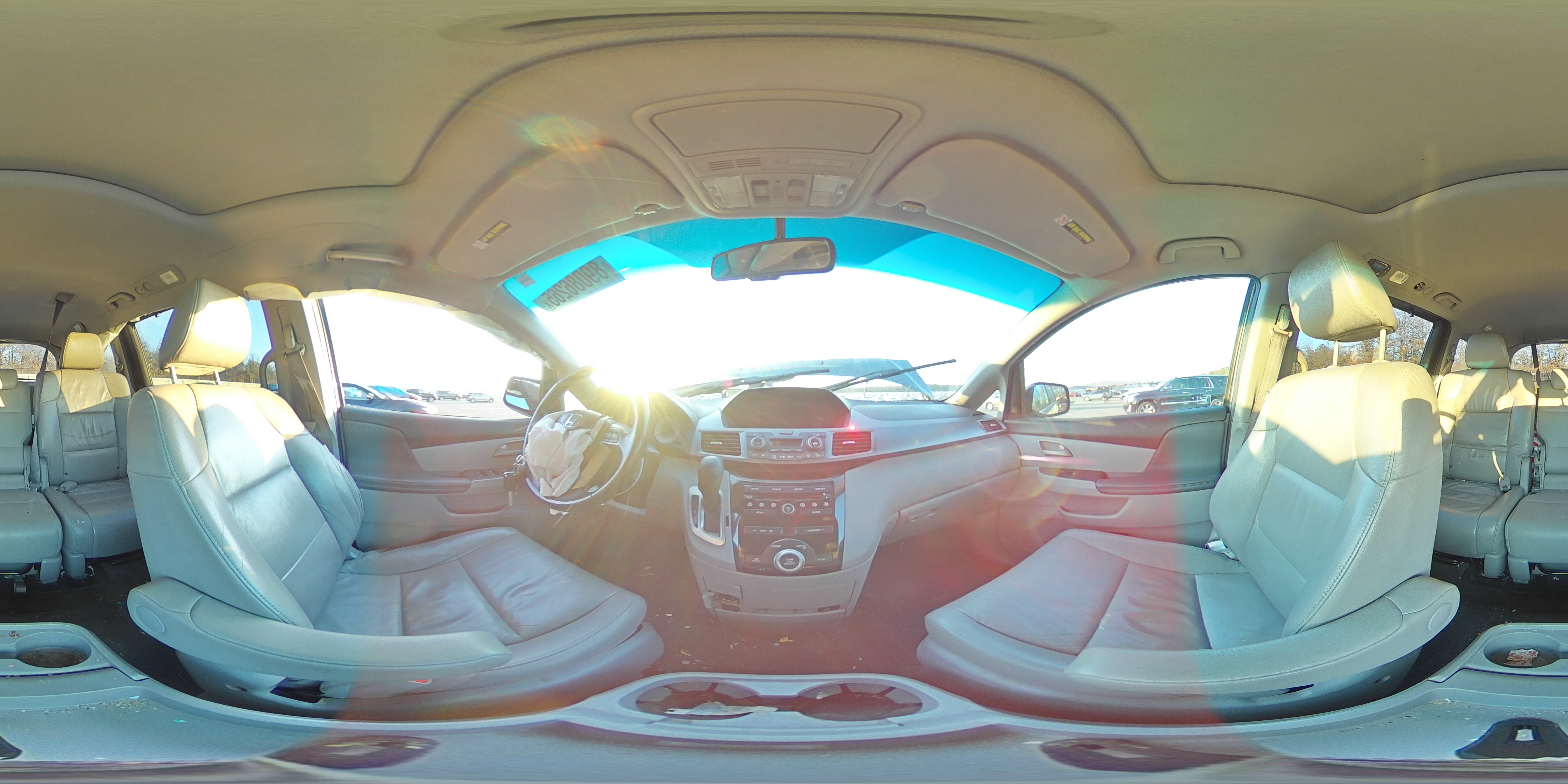 2012 Honda Odyssey - Image 14