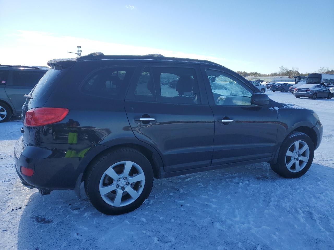 2009 Hyundai Santa Fe - Image 3