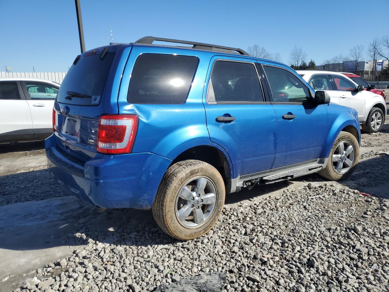 2011 Ford Escape - Image 3